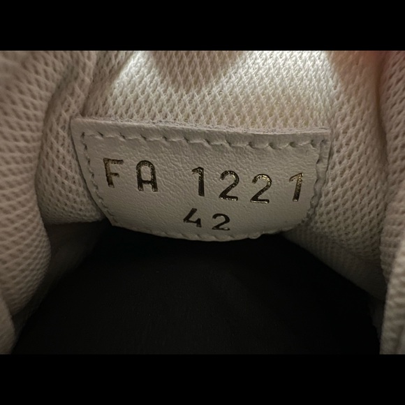 CELINE CT-02 MID SNEAKERS EU 42 - Picture 3 of 6